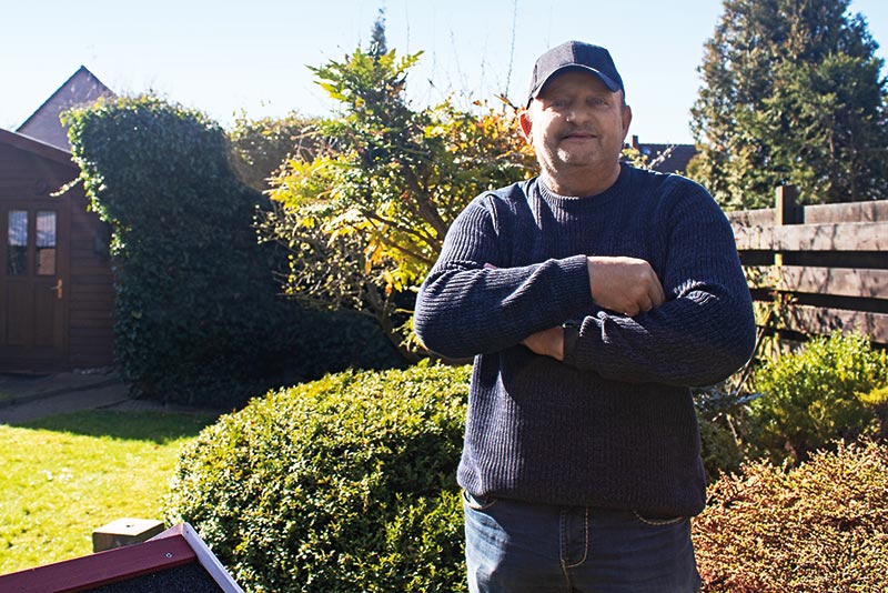 home-hemodialysis-ralf-man-being-outside-in-garden
