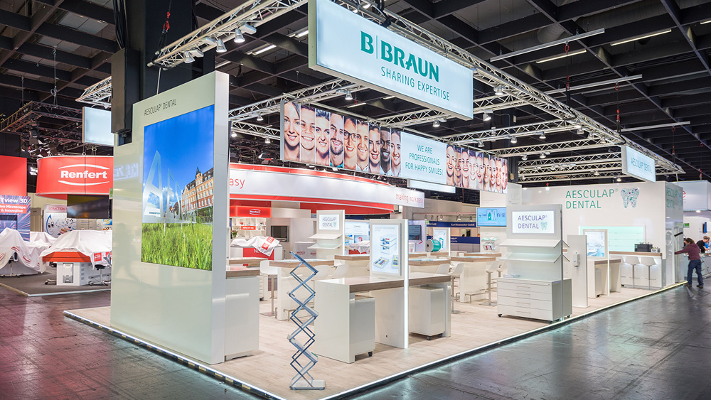 Messestand von B. Braun Dental Care