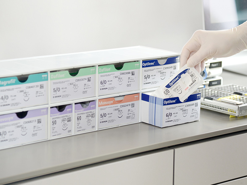 Rack with dental sutures