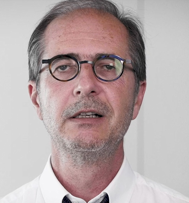 portrait of the man with glasses